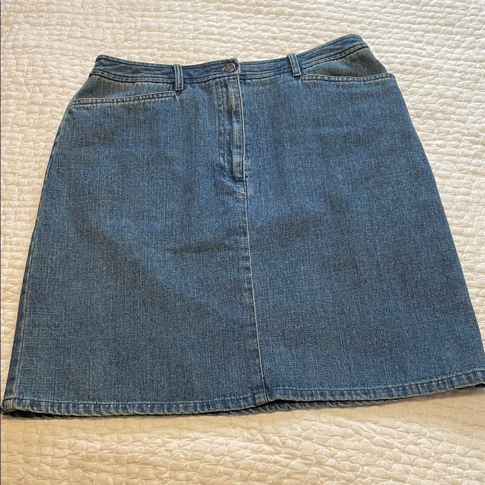 Liz Claiborne Classic Blue Denim Skirt - Women's A-Line with Pockets
